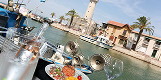 Brasserie du Phare Grau du Roi est un restaurant qui propose une cuisine fait maison à base de produits frais en centre-ville sur les quais.(® SAAM-fabrice Chort) Brasserie du Phare Grau du Roi est un restaurant qui propose une cuisine fait maison à base de produits frais en centre-ville sur les quais.(® SAAM-fabrice Chort)