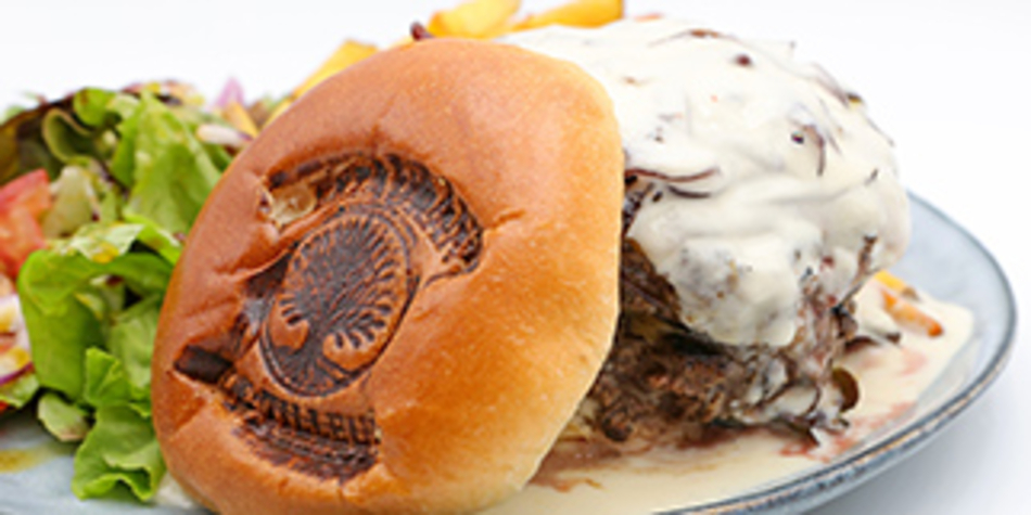 Le Burger du Chef du restaurant Le Tilleul à Vestric-et-Candiac.(® SAAM fabrice CHORT)